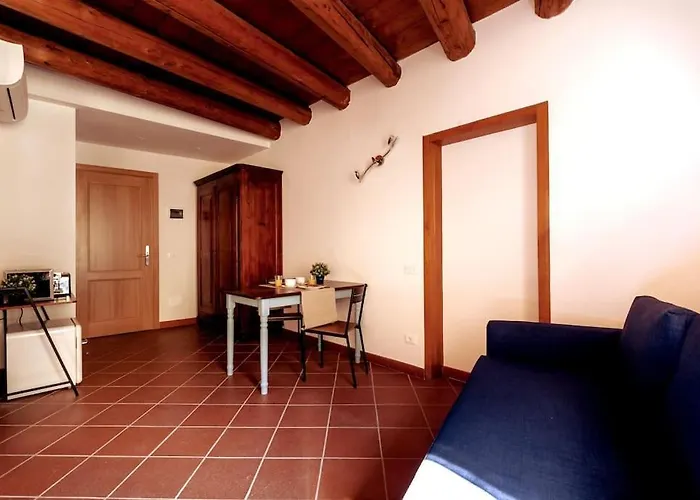 Lo Speziale - Ginepro Διαμέρισμα *